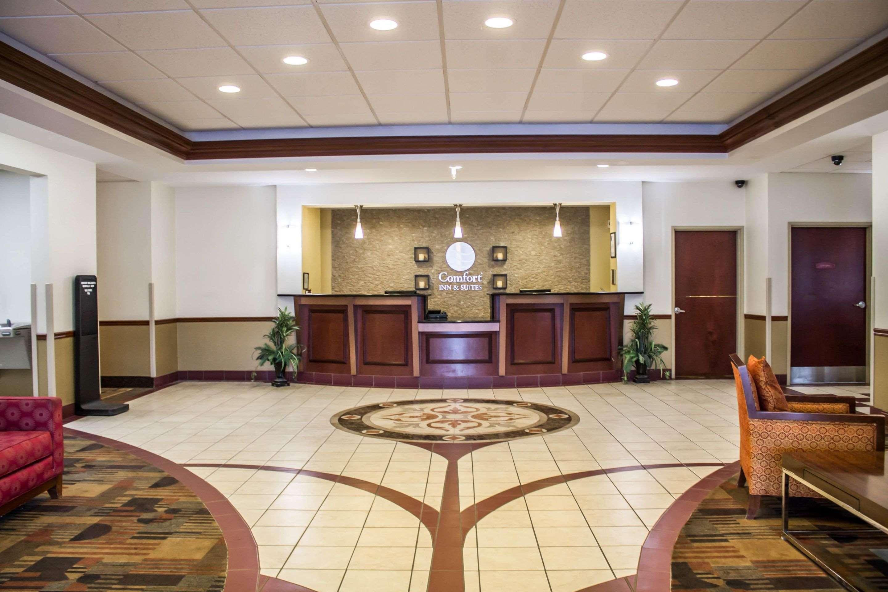 Comfort Inn & Suites Kent - University Area Dış mekan fotoğraf